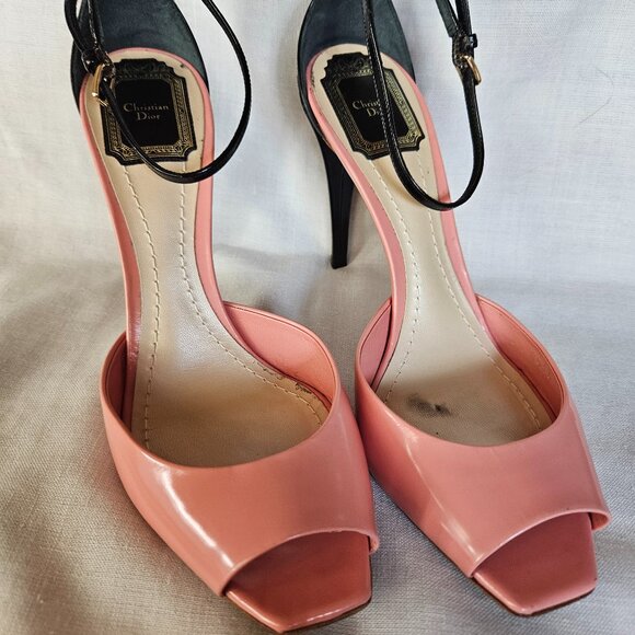 Elegant Pink and Black Heels with Open-Toe Design and Ankle Strap - Picture 1 of 5